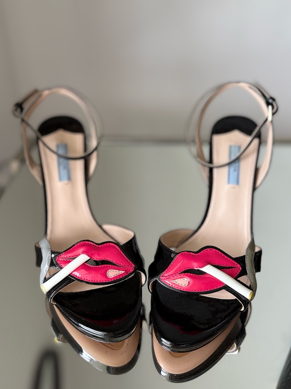 EUC Prada Smoking lips Vintage sandals 39.6